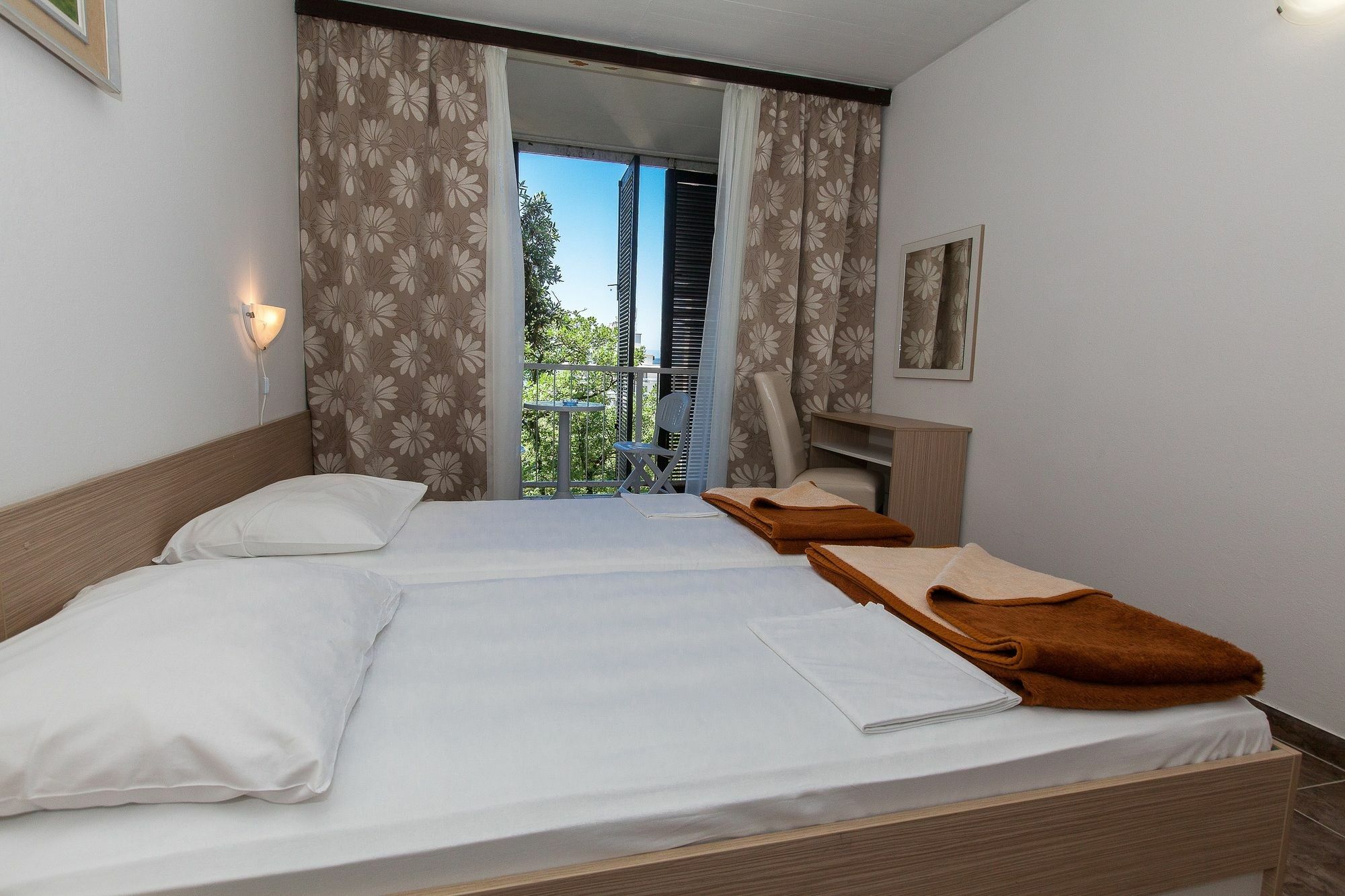 Hotel Ad Turres ツリクヴェニツァ エクステリア 写真